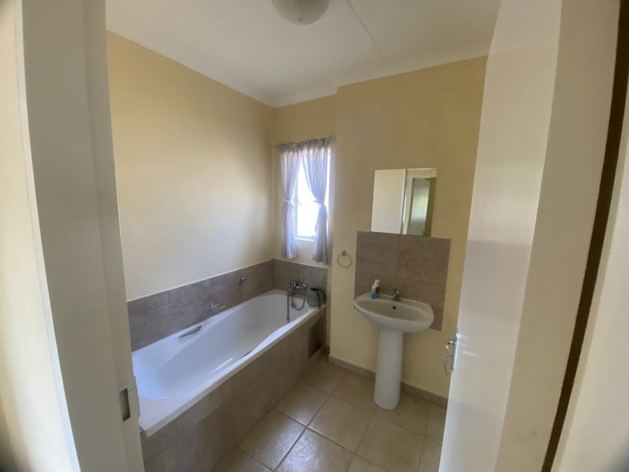 3 Bedroom Property for Sale in Freedom Park North West